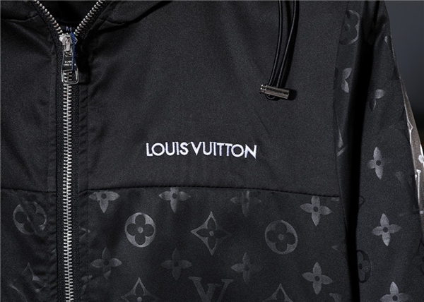 ブランドジャケット着用イメージ